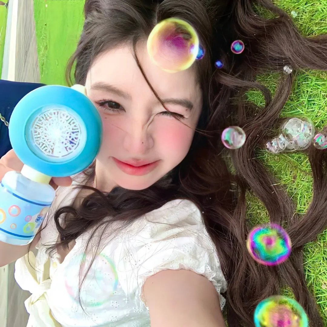 黄色眼泪